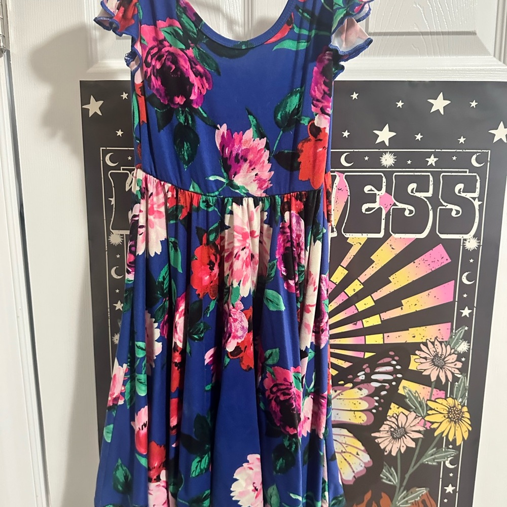 Dot Dot Smile 5/6 cap sleeve super soft and bold color and twirls